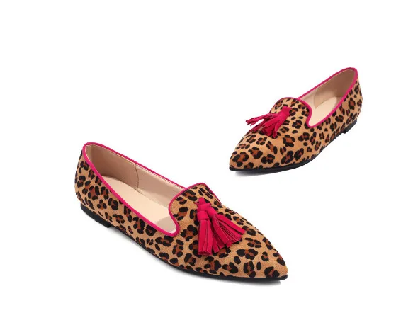 Women's Cows Pattern Tassel Casual Pumps - Red