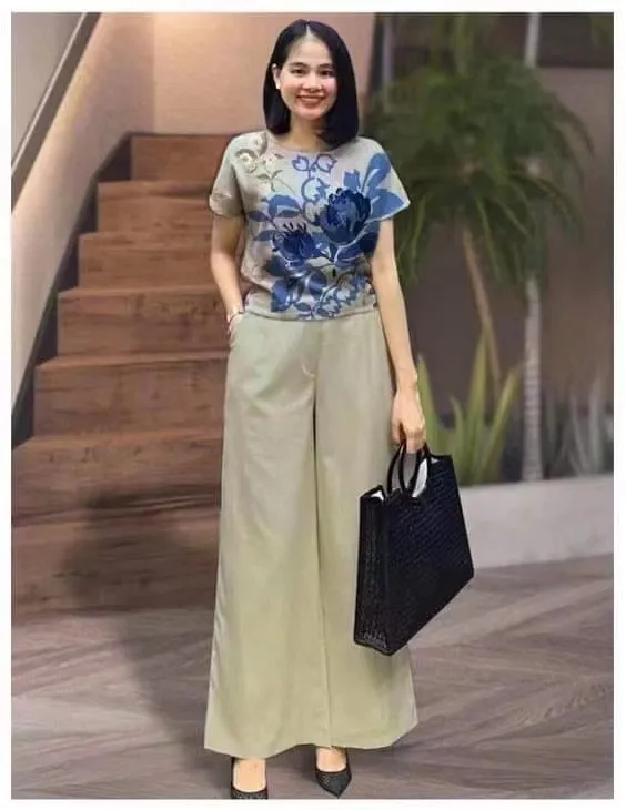 Cross border Suit Summer Fashion Solid Color Plus Size Loose Short Sleeve Printed Trousers Two piece Set Light Gray Blue Flower - Shop at LoveMi