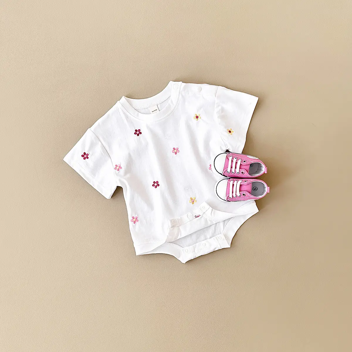 Girls' Floral Embroidery Comfortable Crew Neck Casual Triangle Jumpsuit