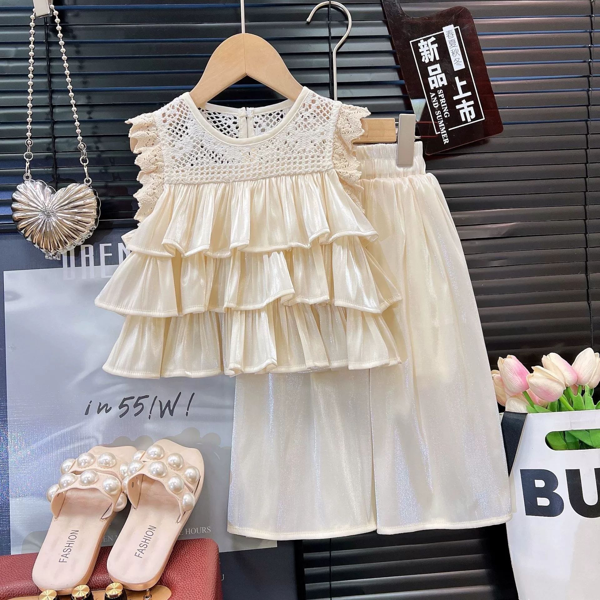 Lace Sleeveless Top And Wide-Leg Pants Two-Piece Set For Baby Girls