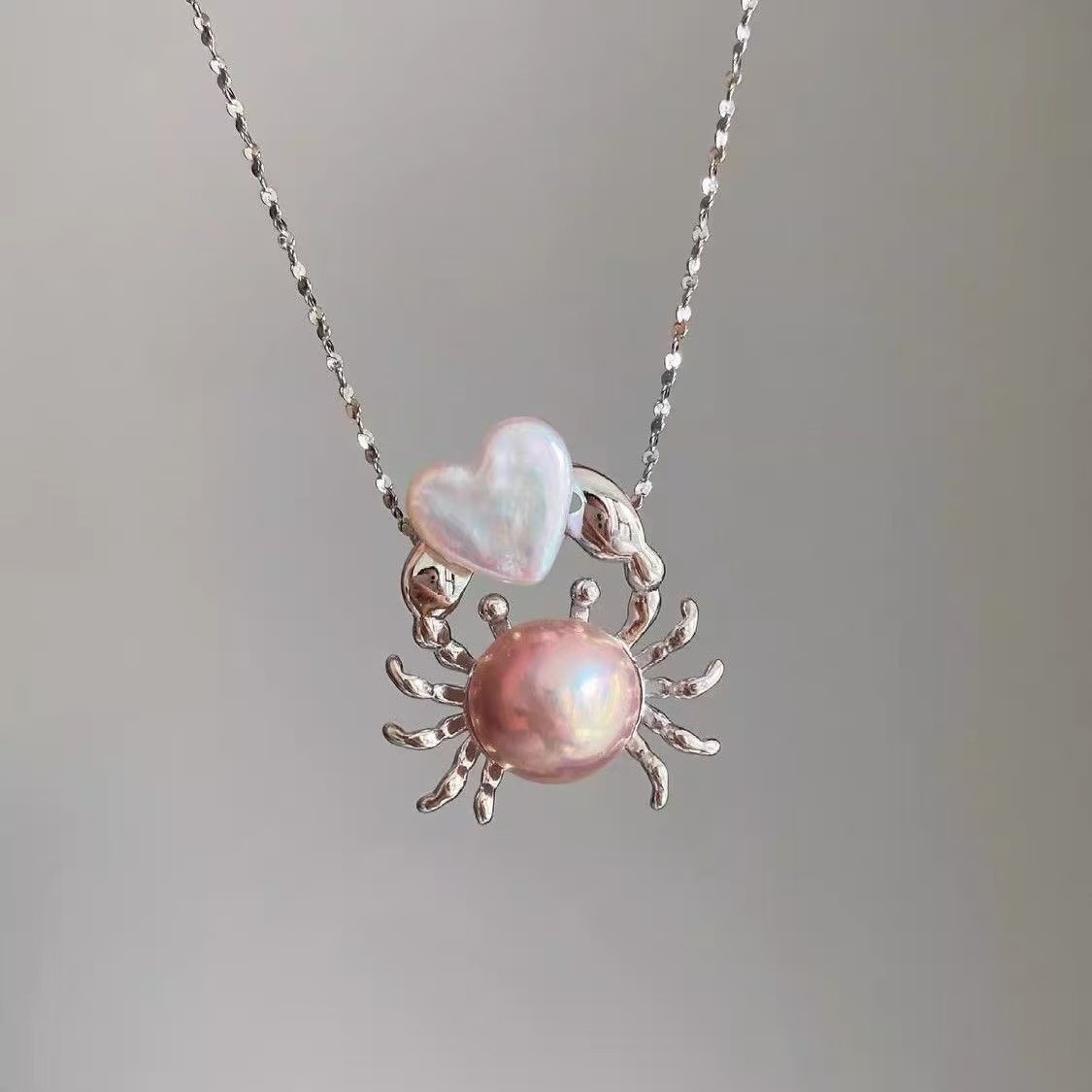 Minimalist And Creative Crab Pearl Necklace For Women