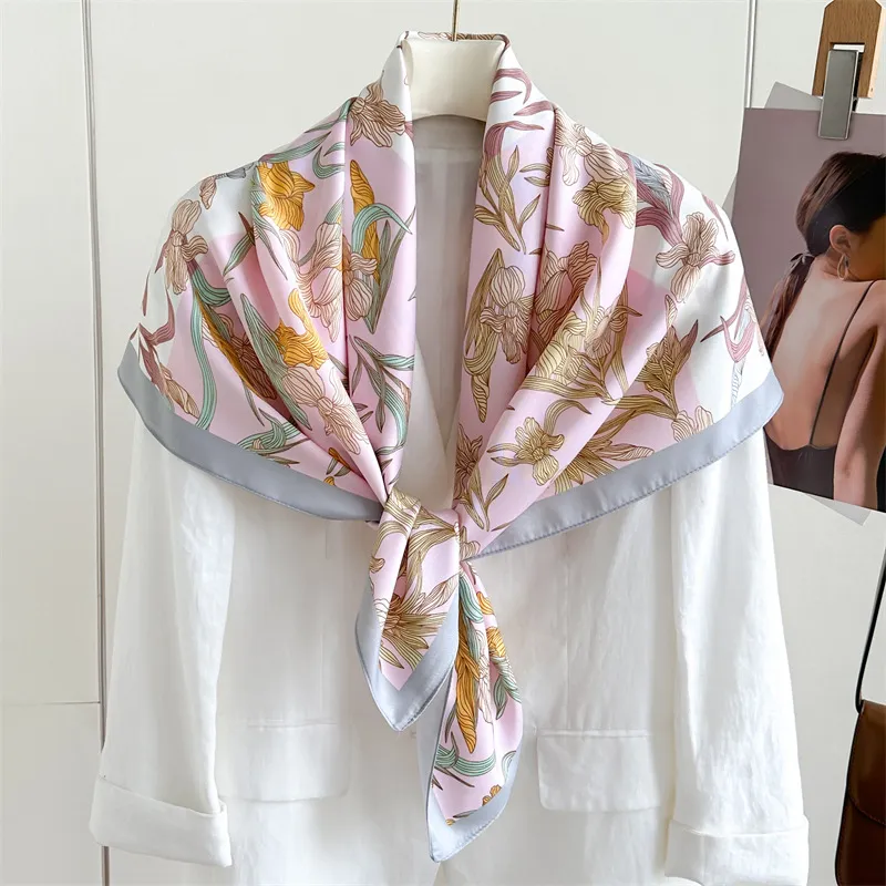 Fashion Printed Silk Scarf Twill Silk Square Scarf - Fn1443 Powder