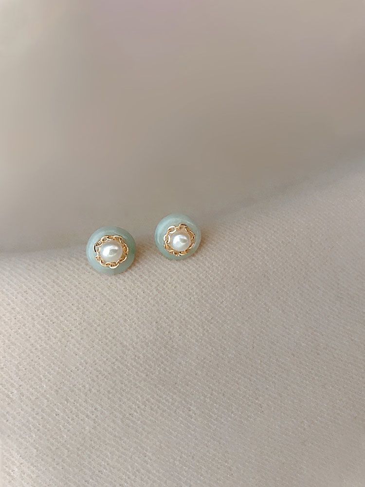 Natural Chalcedony National Temperamental Pearl Stud Earrings