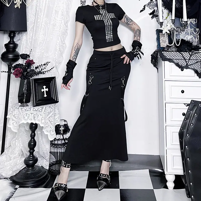 A Lightly Stretchy Versatile And Comfortable Skirt