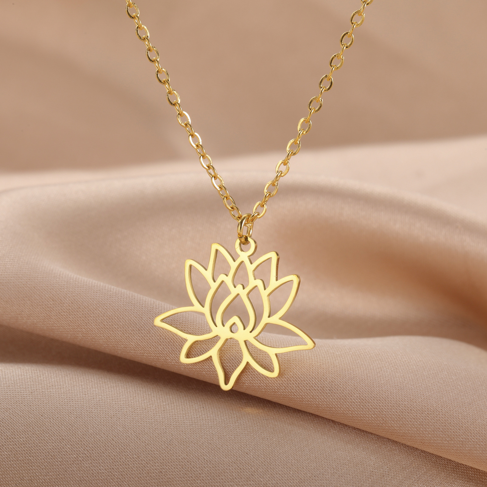 Buy Women's Clothing Online | Buy Trending Dresses for Women