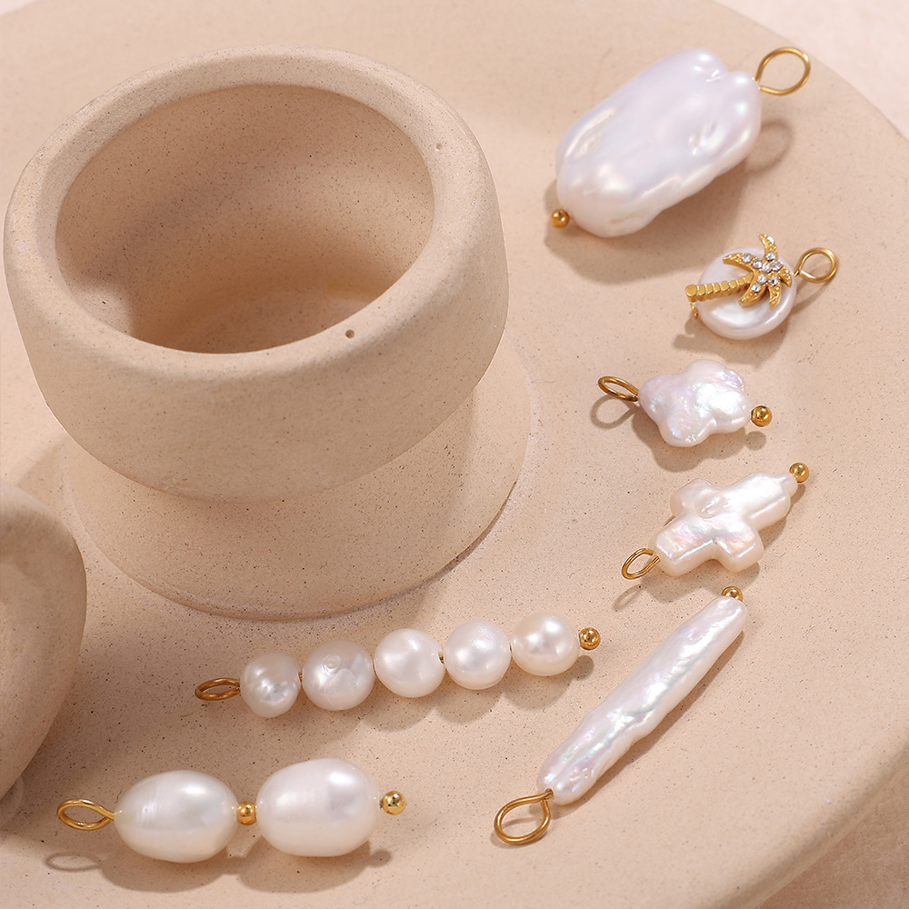 Fresh-style From The Ocean Collection Stainless Steel Pendant Necklace With 18K Gold Plating