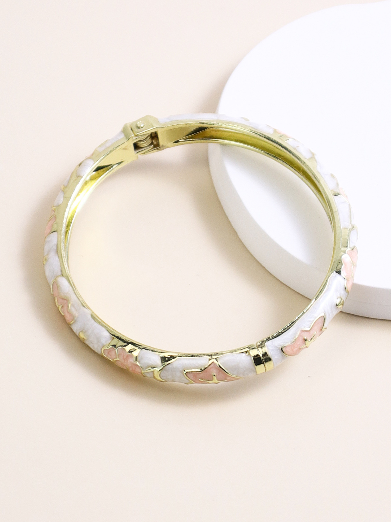 Enamel Floral Bracelet For Women - Image 4