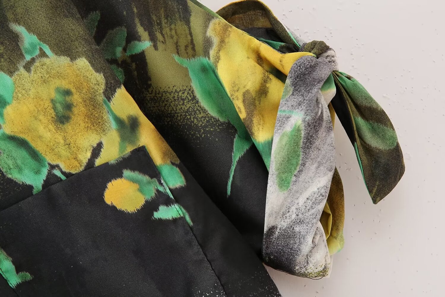 Graceful And Fashionable Lapel Short Sleeve Floral Single-breasted Shirt