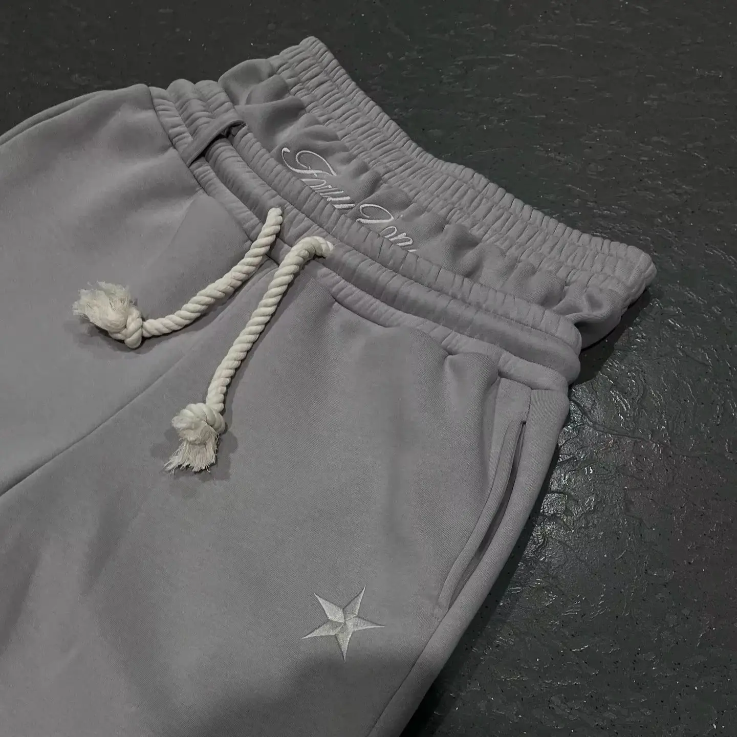 Trendy Double-waist Five-pointed Star Embroidery Couple Simple