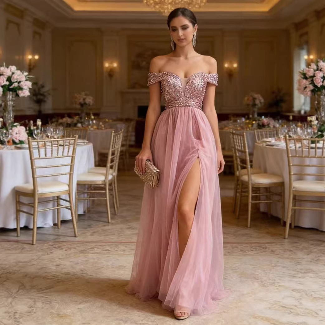 Women's Lace Backless Fashionable Graduation Dress