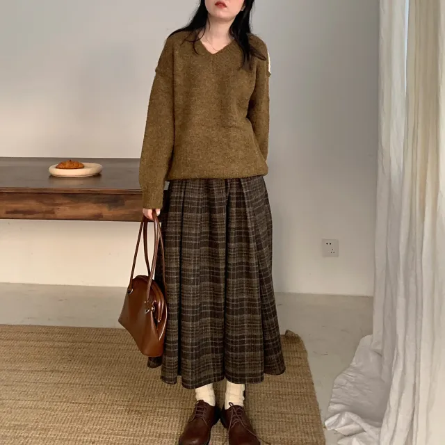 Woolen Preppy Style Retro Plaid Pleated Skirt Coffee Color - Shop at LoveMi