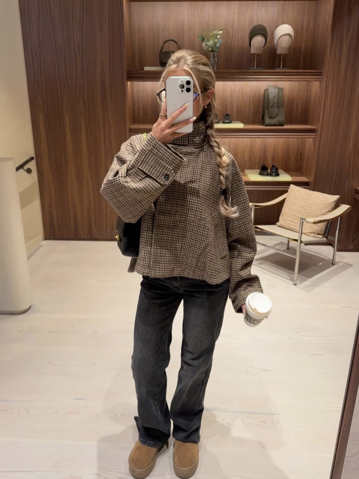 Womens Casual Wool Coat With A Stand-up Collar