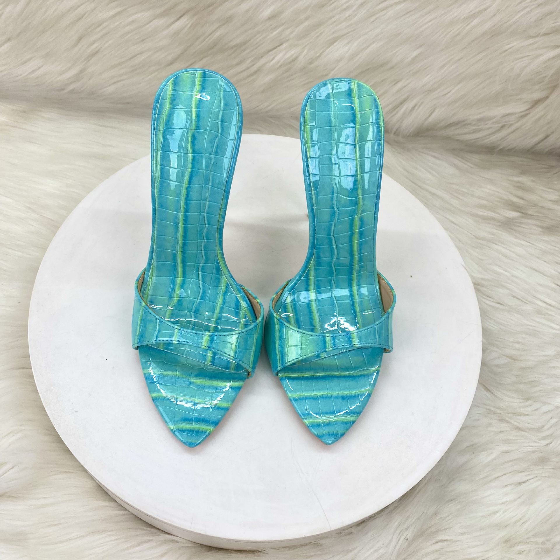 https://cf.cjdropshipping.com/quick/product/424bdcee-94f7-45f5-92f9-4494de7dec90.jpg