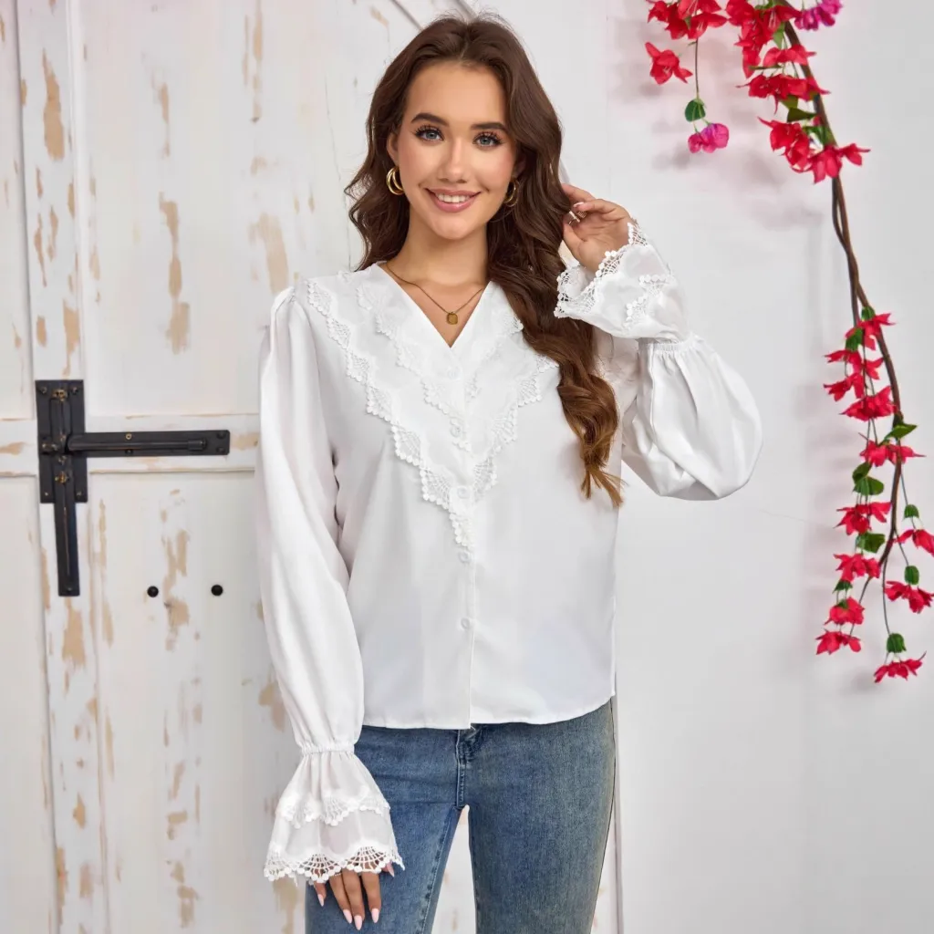 French-style Shirt With Stylish Flared Sleeves - White