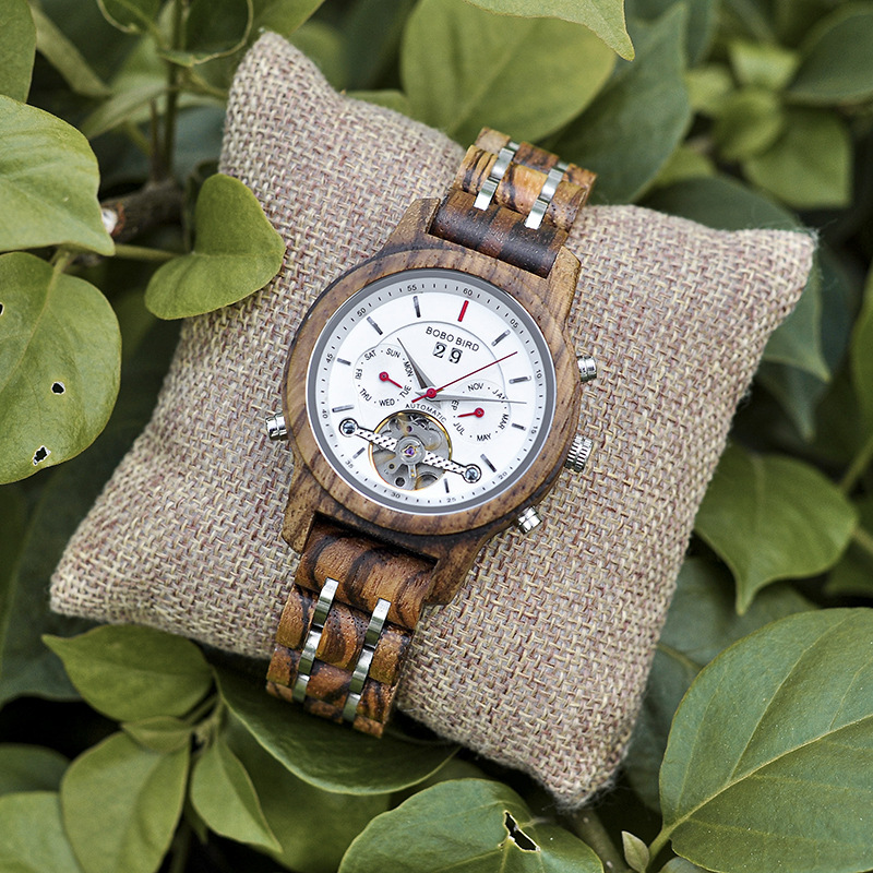 Wooden Watch Classic Analog Quartz Fashionable 2