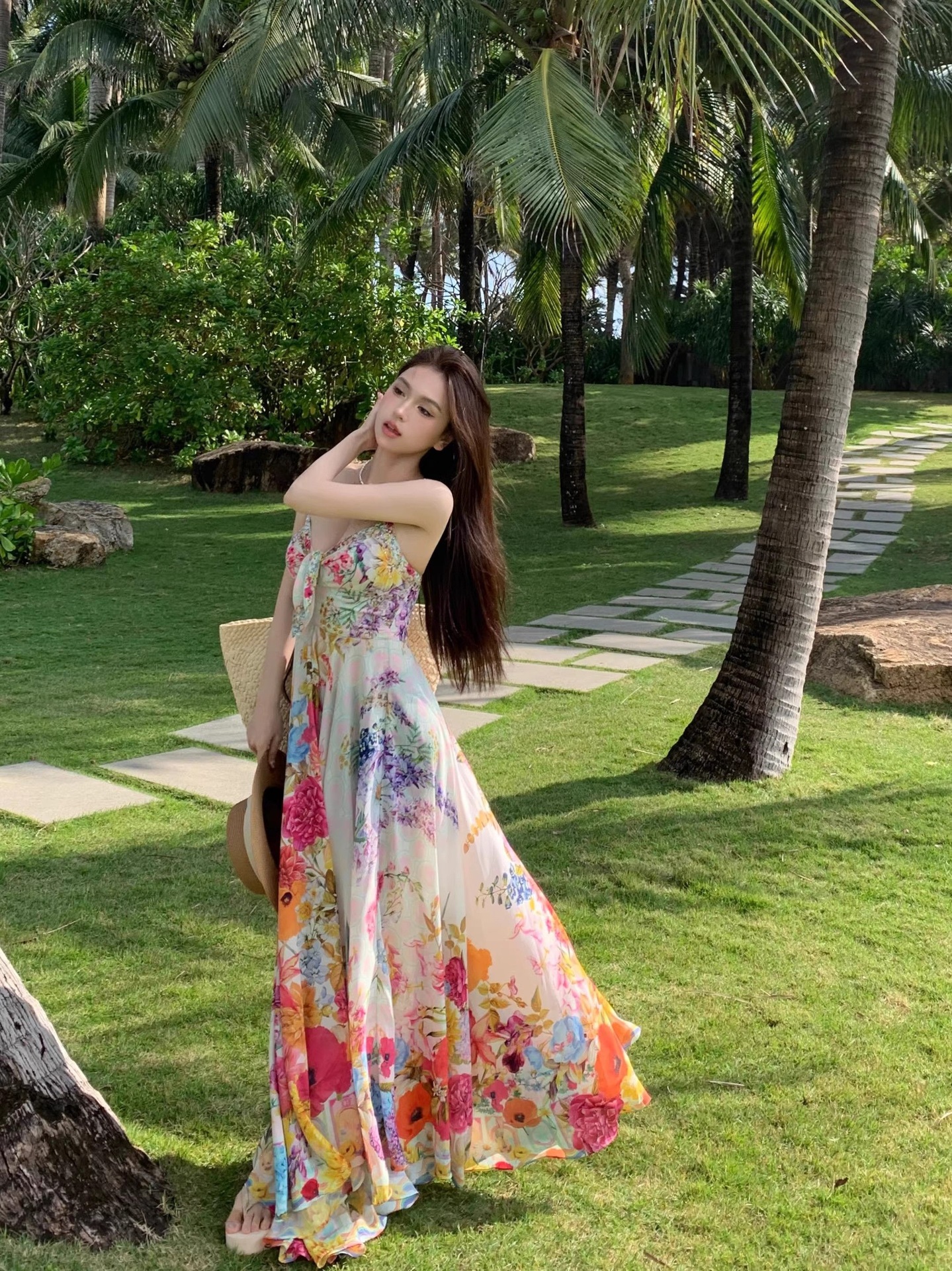 Buy Women's Clothing Online | Buy Trending Dresses for Women