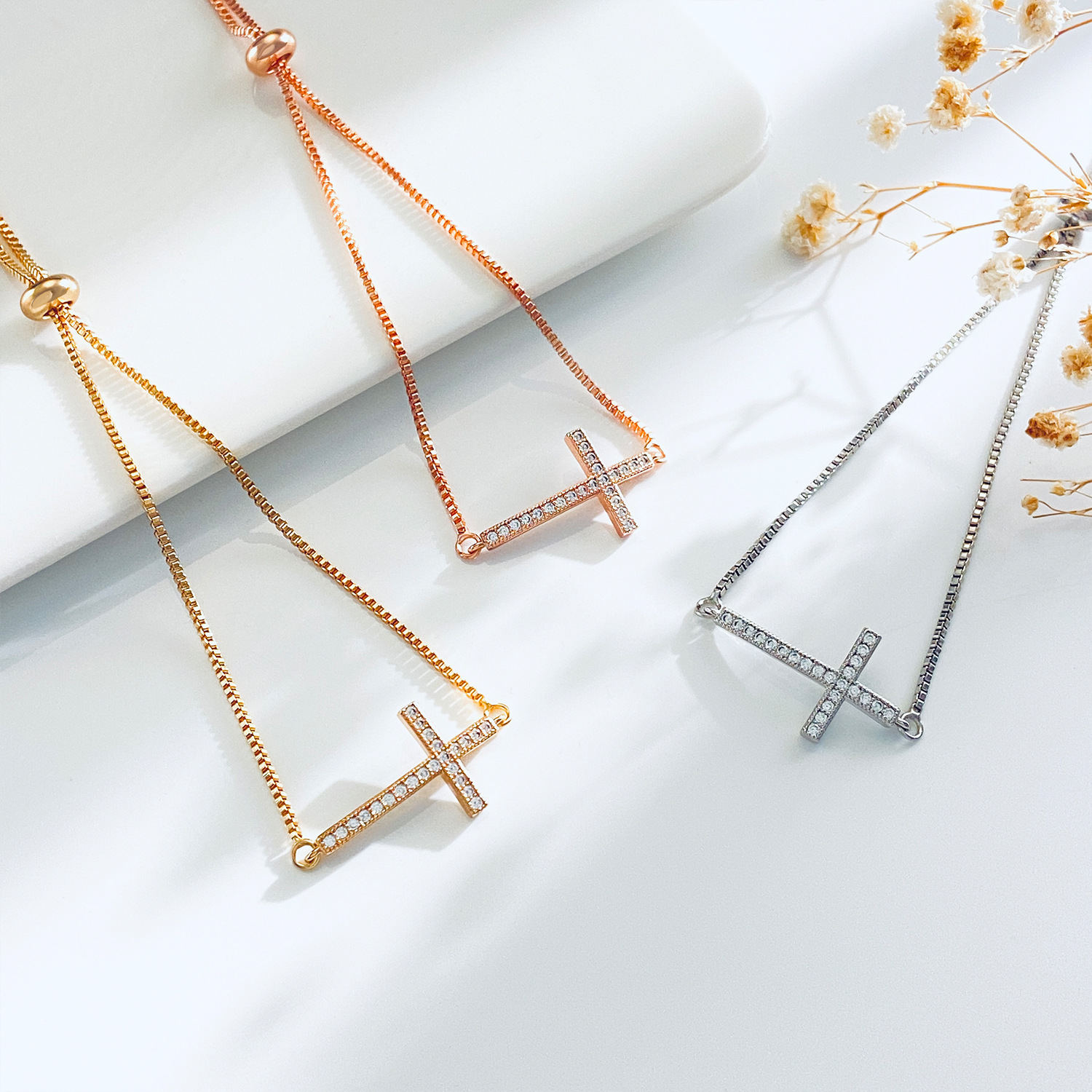 https://cf.cjdropshipping.com/quick/product/43355610-8922-452d-8b12-3f1e61e7f949.jpg