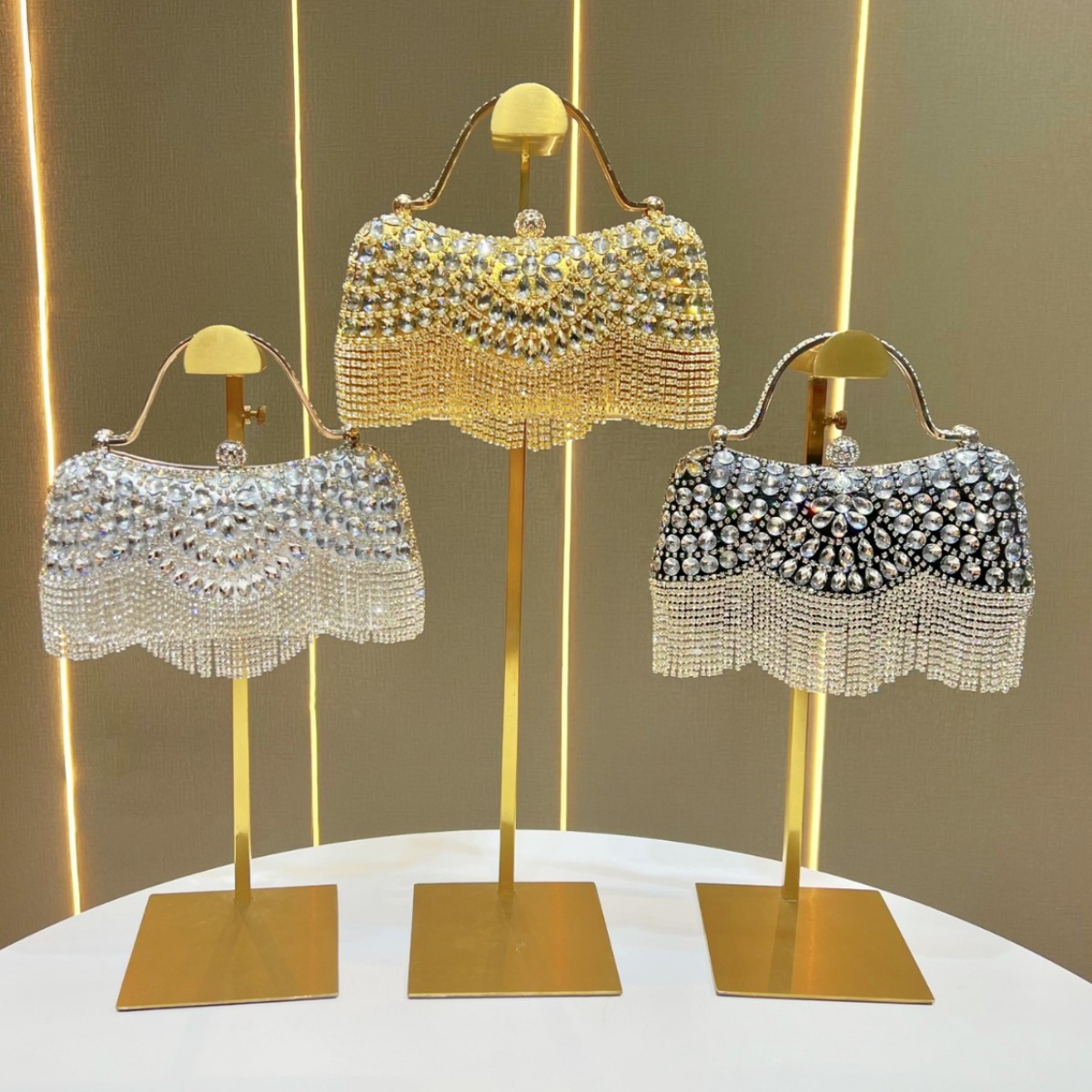 Diamond-encrusted Clutch With Tassel Evening Bag