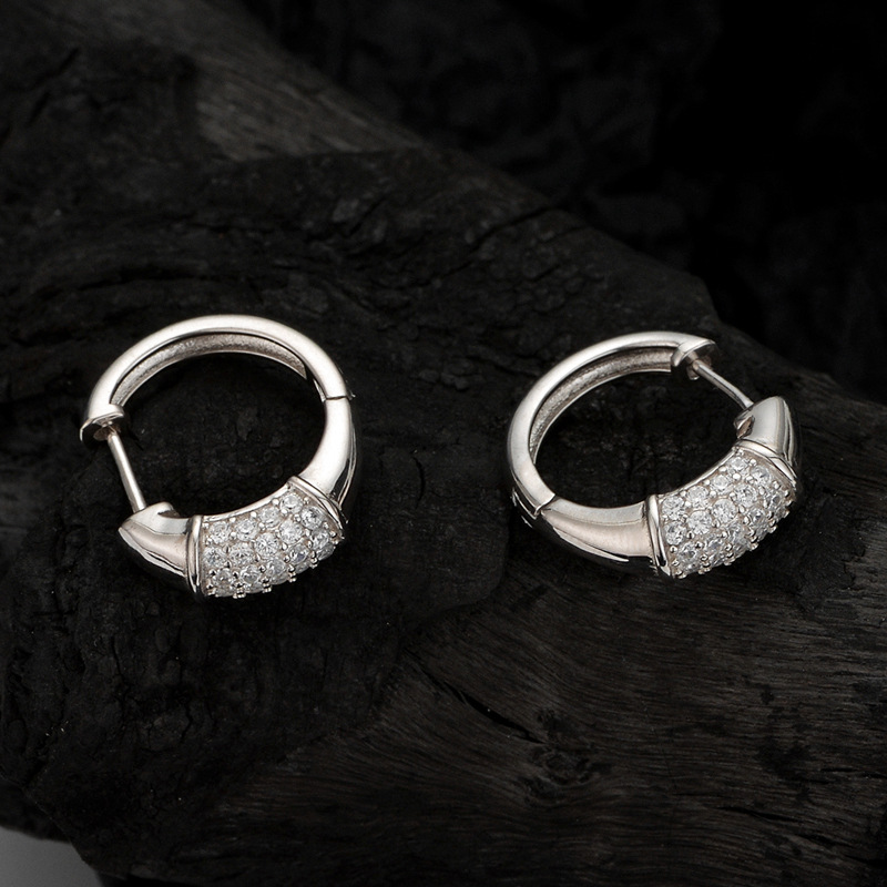 Simple Sterling Silver Diamond Inlaid Geometric Ear Clip Women