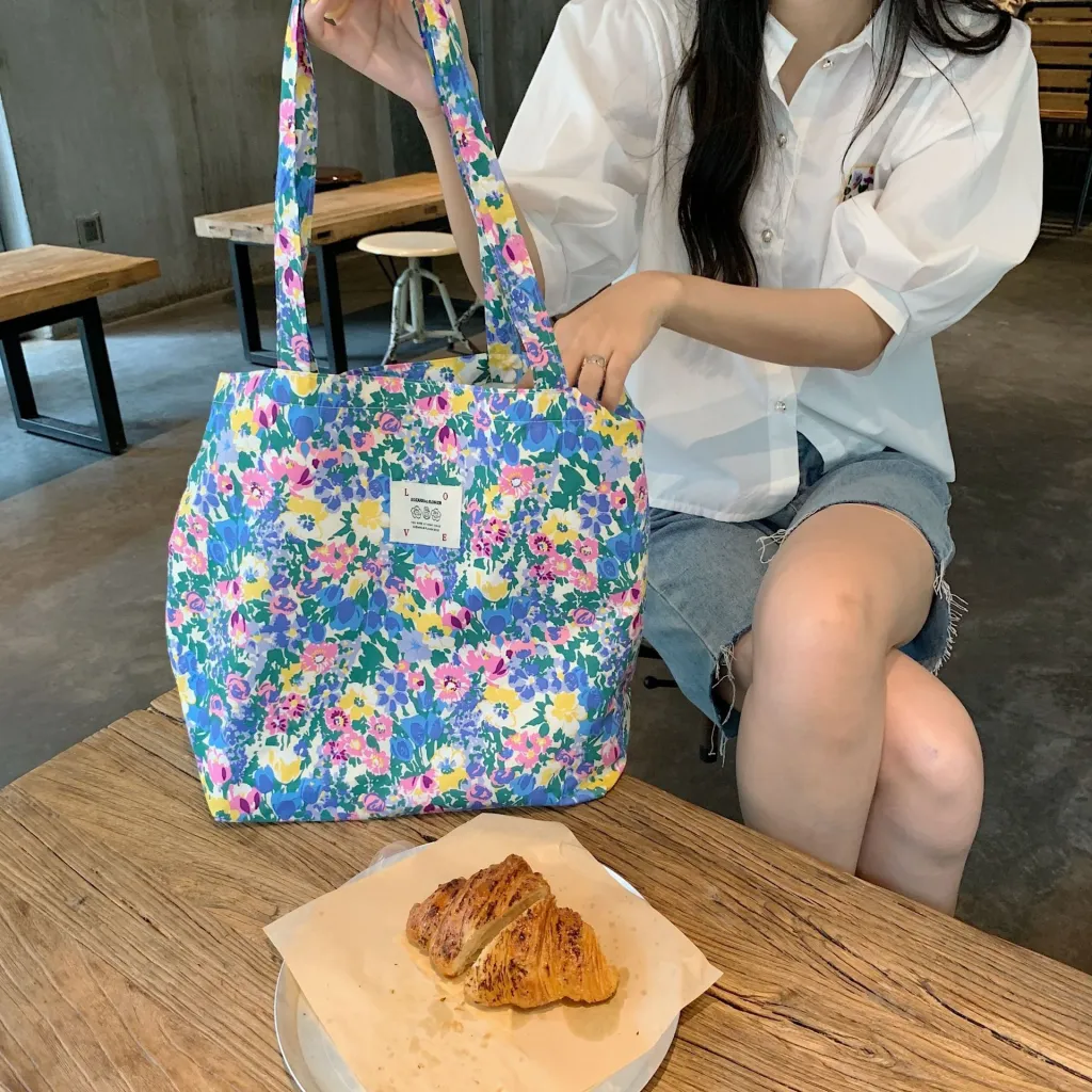 Tote Large Capacity Fashion Floral Canvas Shoulder Bag - Blue