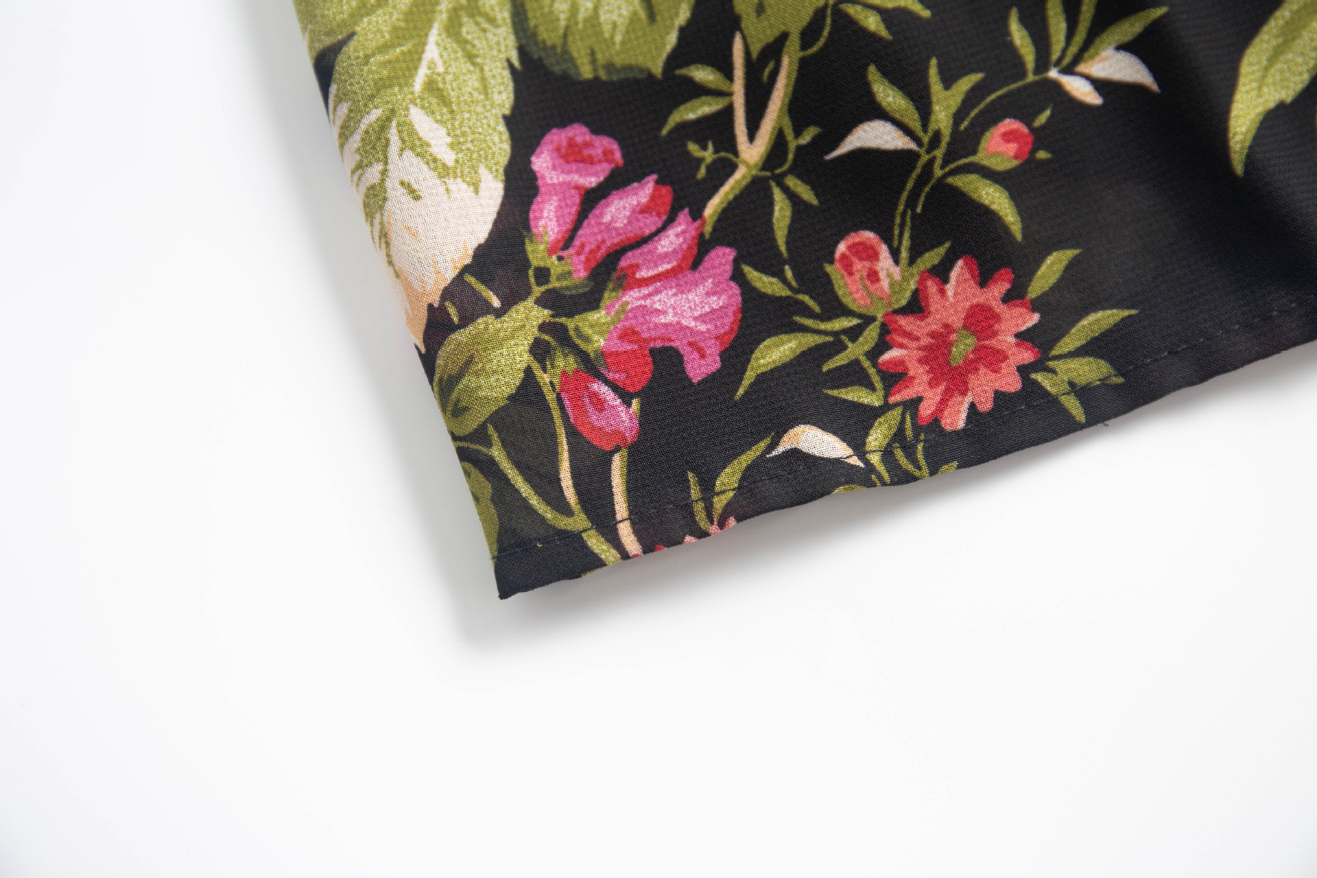 European And American Style French Retro Flower Printed Lace Up Dress