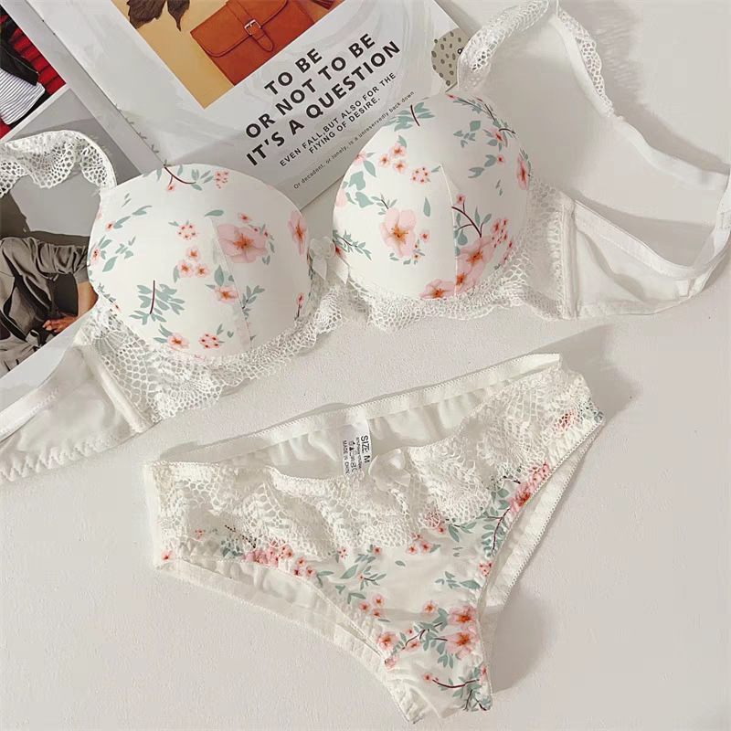 Title 1, Plus Size Traceless Printed Underwear Women