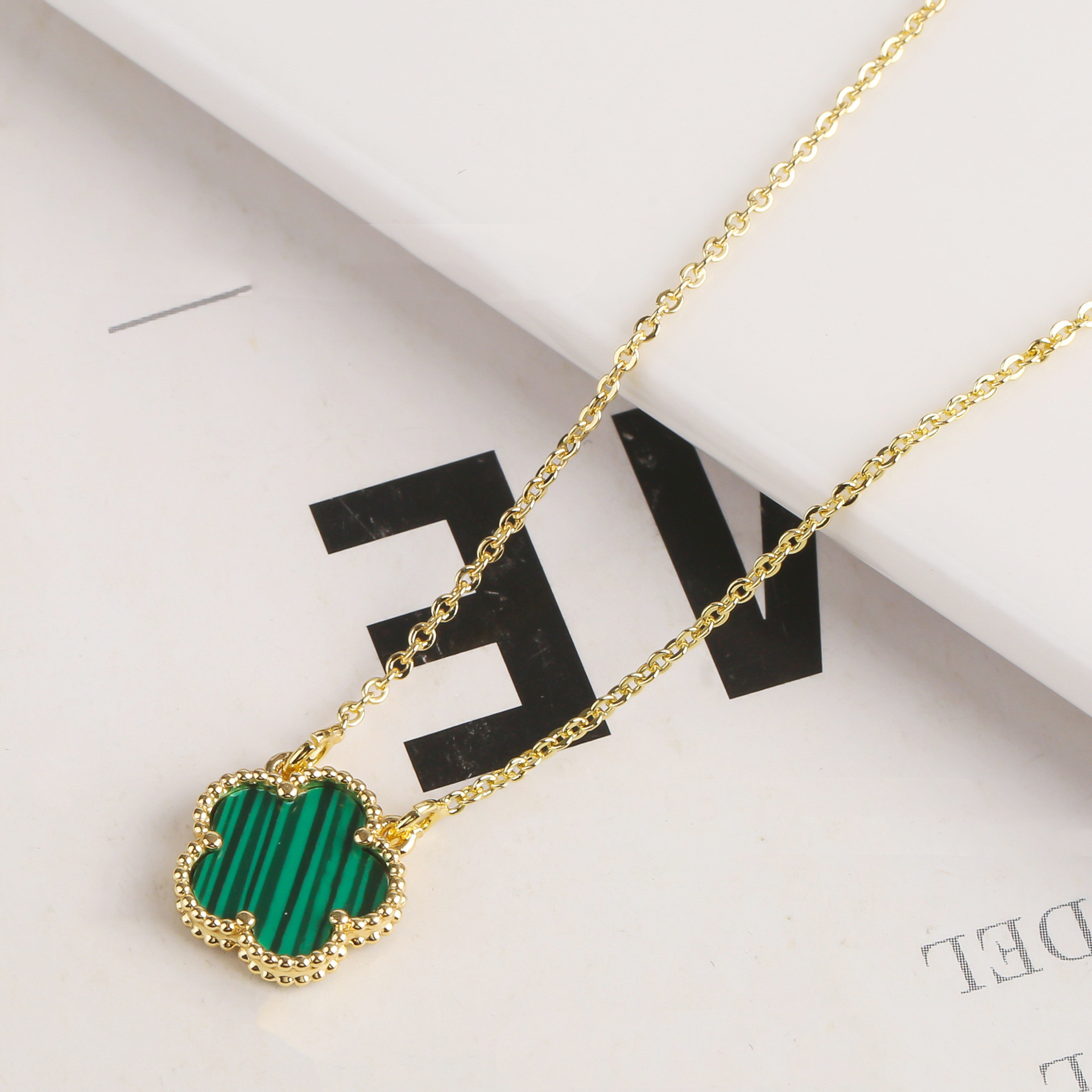 Five-petal Flower Hanging Necklace For Women
