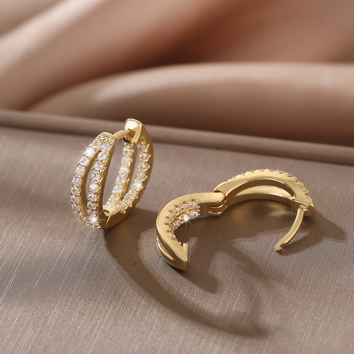 Hollow Double-layer Earrings In A Minimalist Cool And Understated Style