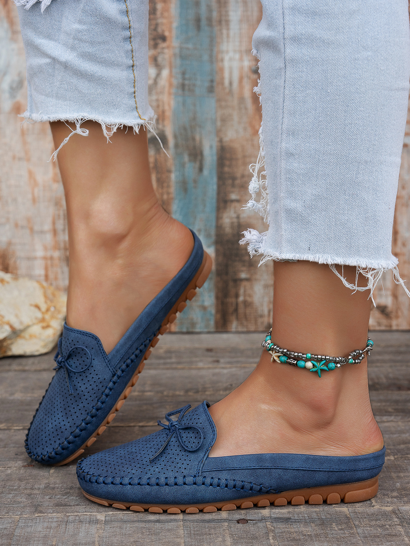 Women's Flat Loafers – sole and heel detail