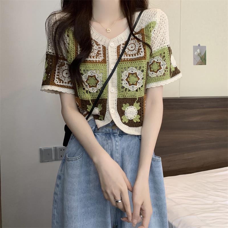 New Version Contrast Color Crocheted Hollow Cardigan Women V-neck Blouse