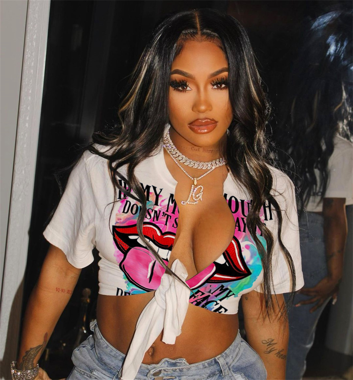 Letter Graffiti Lip Printings Lace-up T-shirt