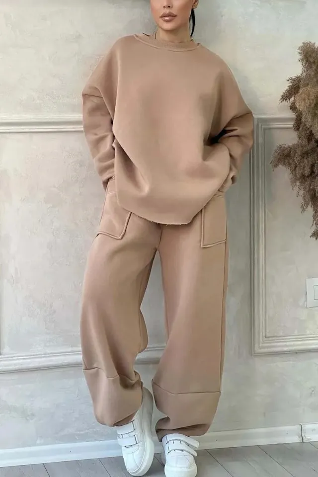 Women's Autumn And Winter Casual Loose Round Neck Long sleeved Sweater Trousers Suit Khaki - Shop at LoveMi