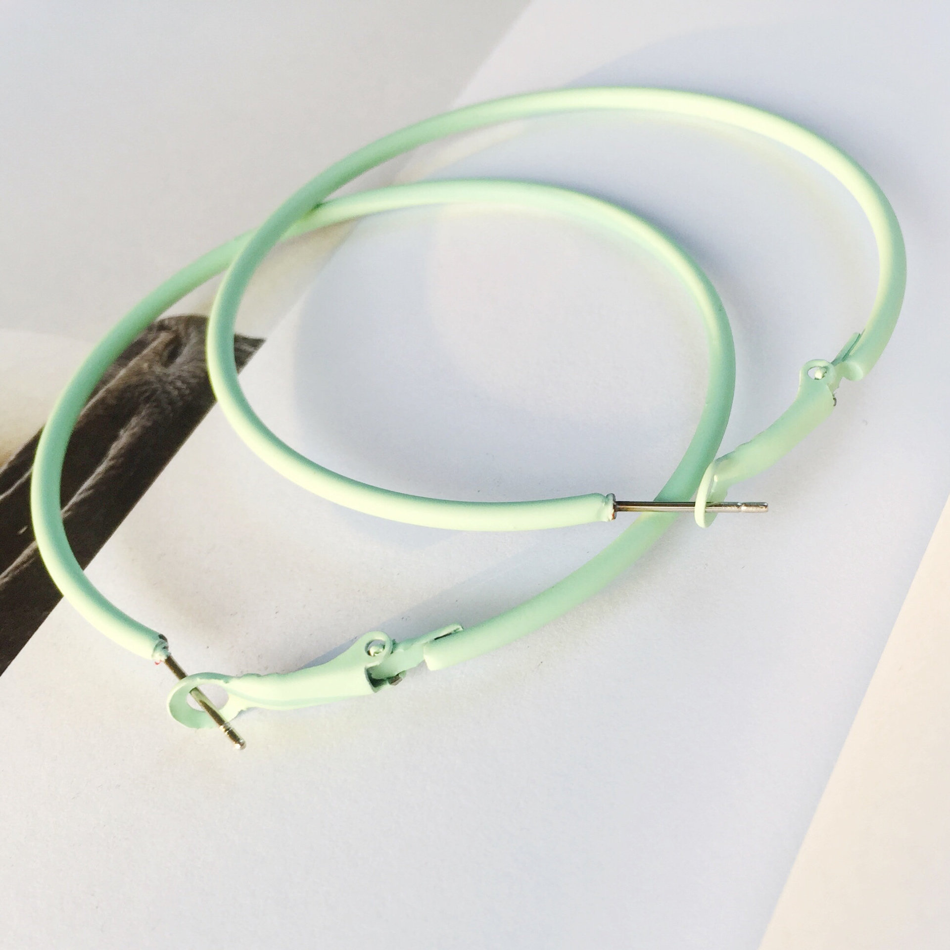 Rubber Rubber Effect Paint Color Big Hoop Earrings