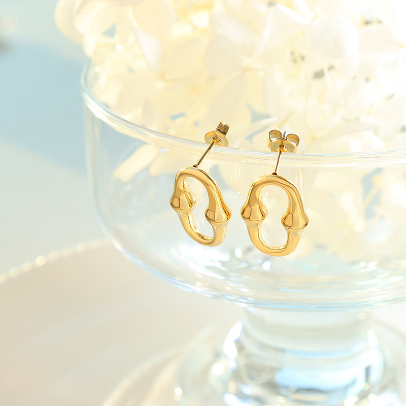 Geometric Elliptical Horseshoe Shaped Titanium Steel Earrings