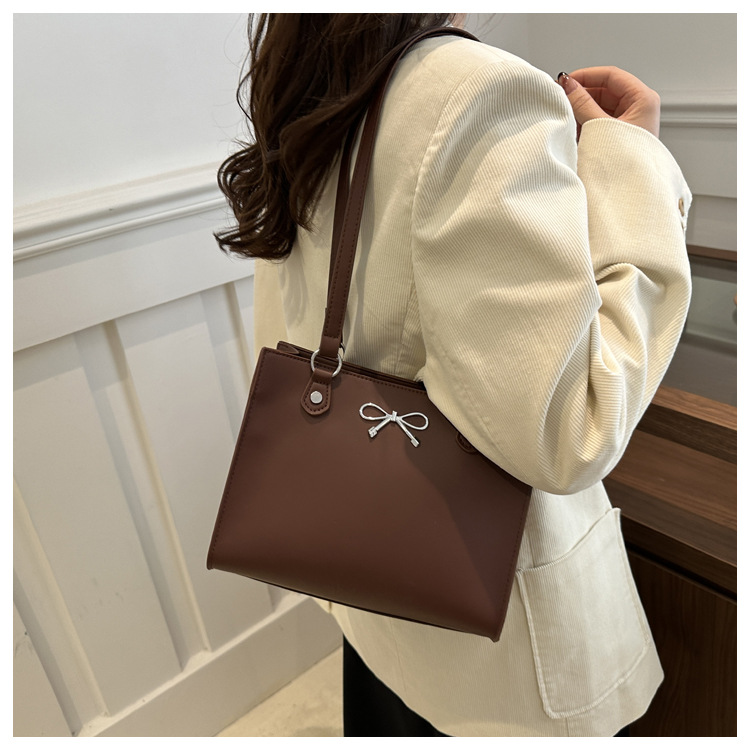 Buy Women's Clothing Online | Buy Trending Dresses for Women