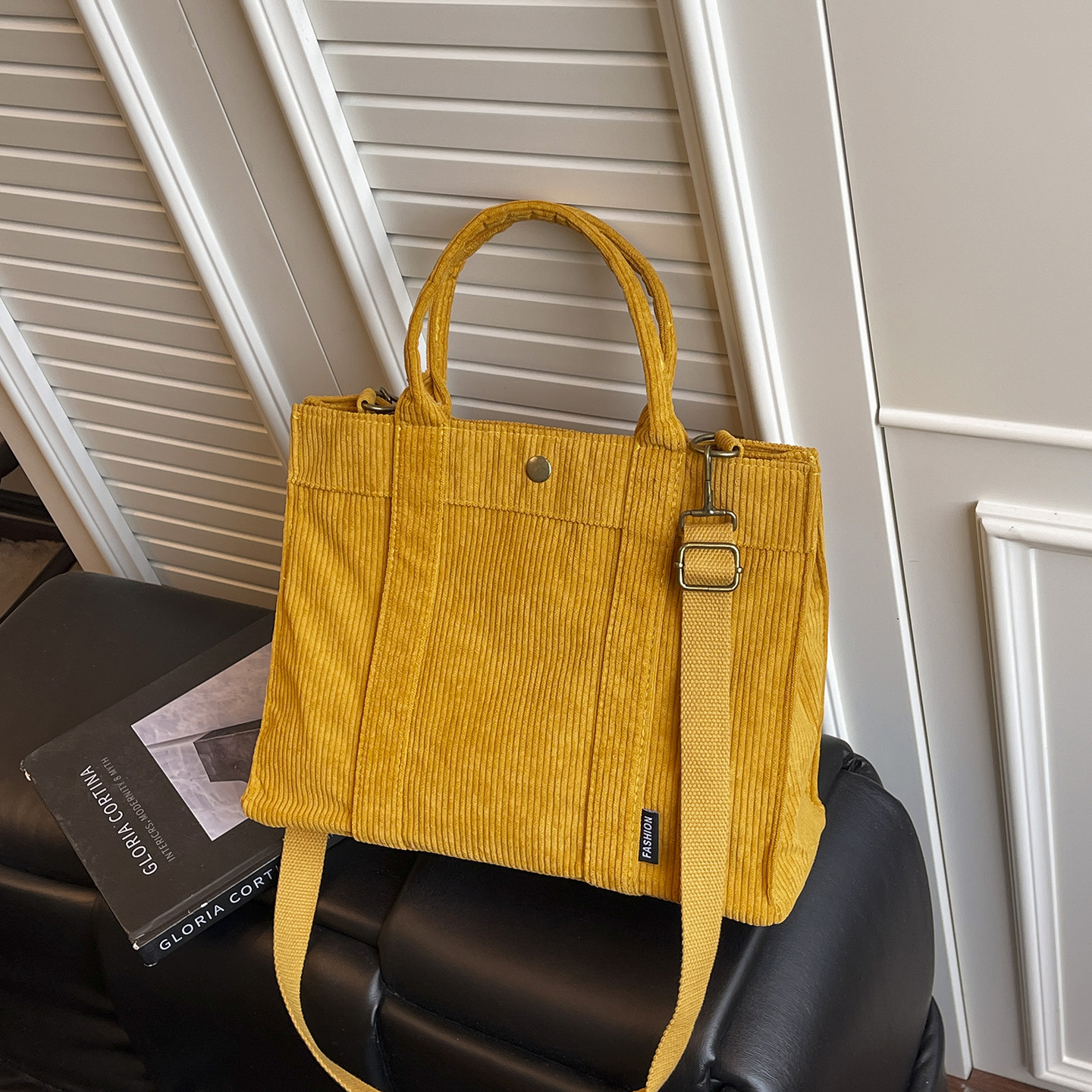 https://cf.cjdropshipping.com/quick/product/446842b7-143d-4678-8852-e64b4d07de83.jpg