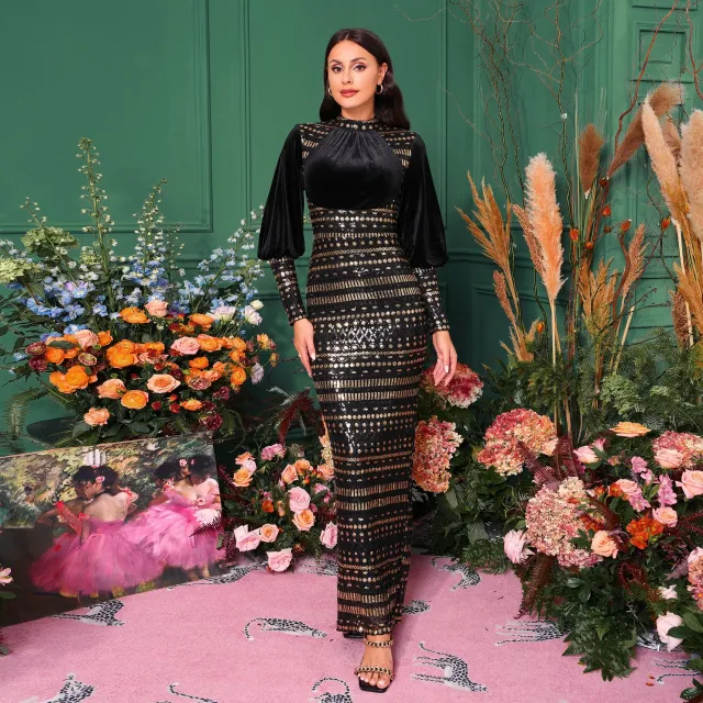 Long Sleeve Round Neck Sequins Slit Evening Dress Black Gold - Shop at LoveMi