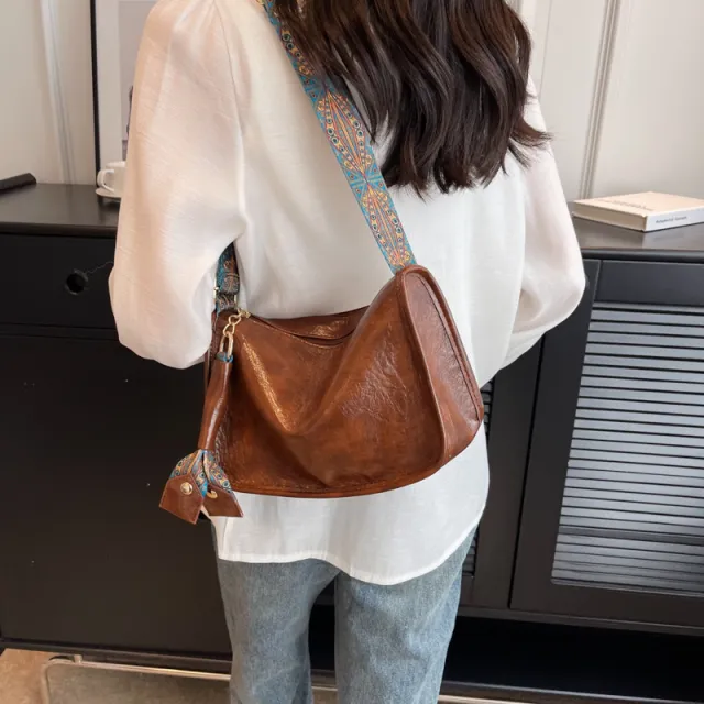Casual Single Shoulder Solid Color Large Capacity Wide Shoulder Strap Bag Coffee - Shop at LoveMi