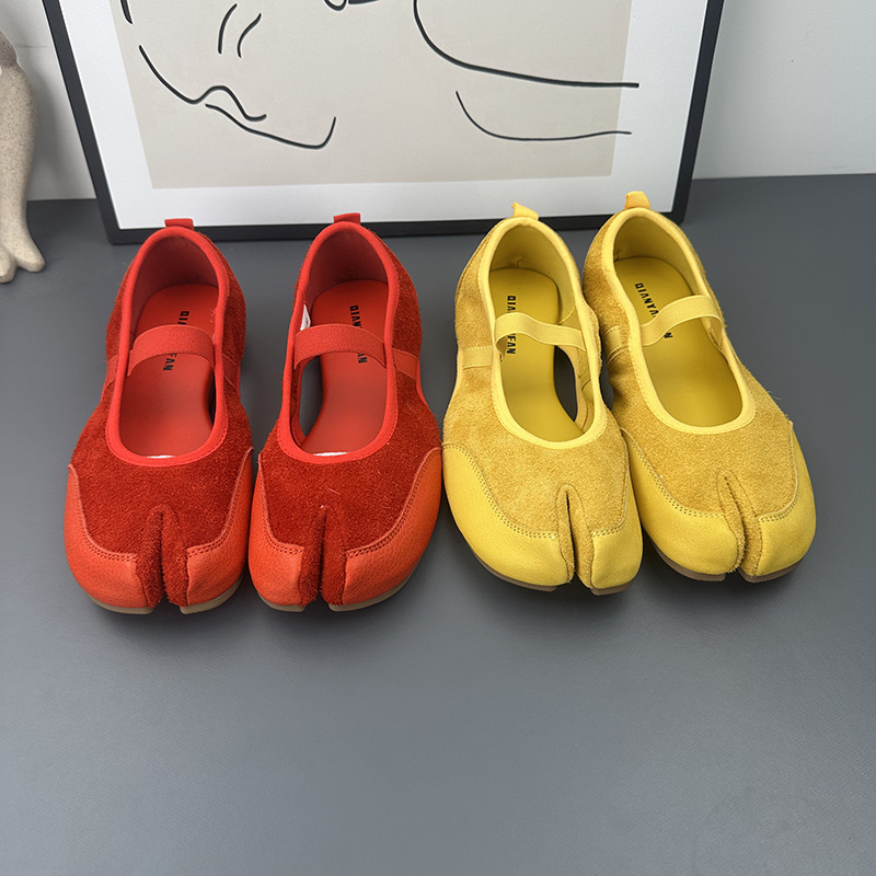 Round-toe Casual Loafers With A Flat Sole