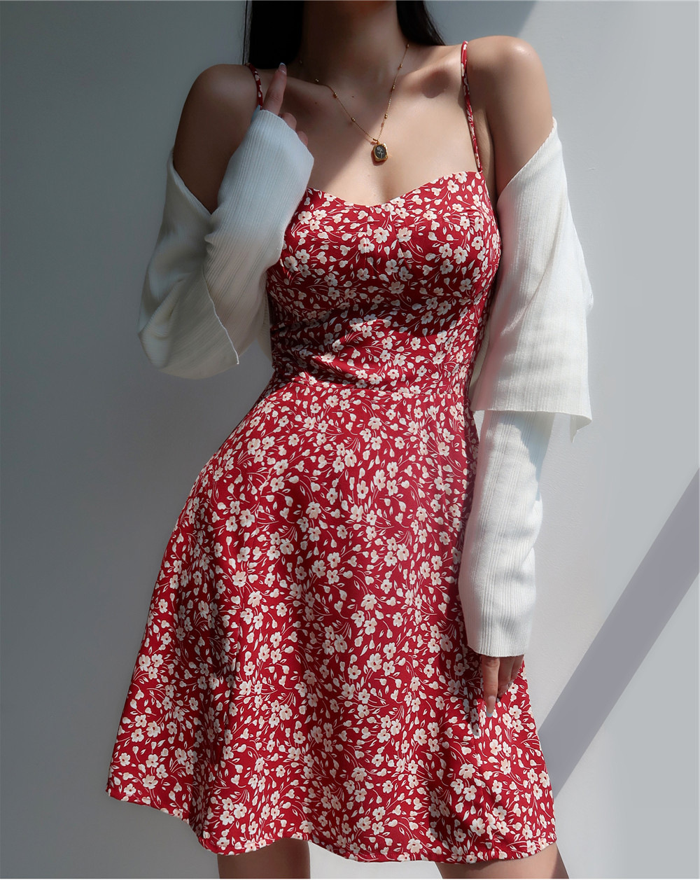 Buy Women's Clothing Online | Buy Trending Dresses for Women