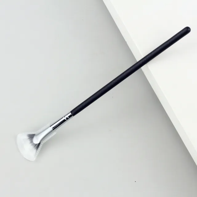 Fan shaped Dotted Color Powder Mascara Brush Right Angle - Shop at LoveMi