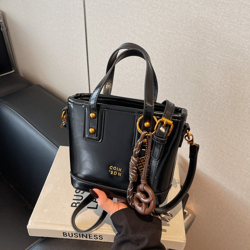 Womens New Autumn Winter Crossbody Bucket Bag