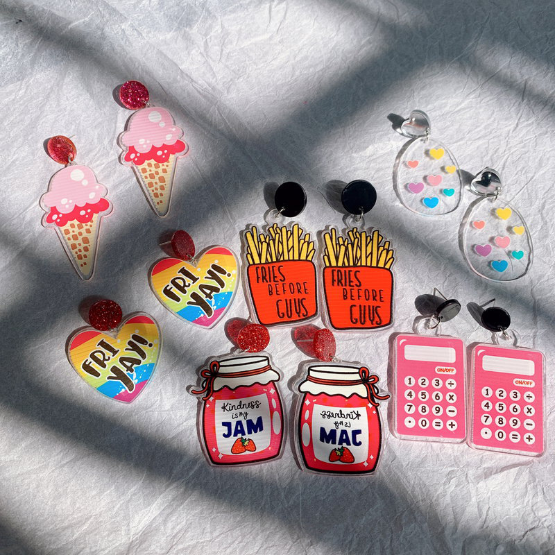 New Cartoon French Fries Heart-shaped Earrings