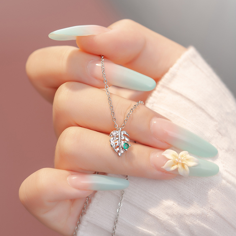 Original Design Spring Butterfly Series Flashing Necklace