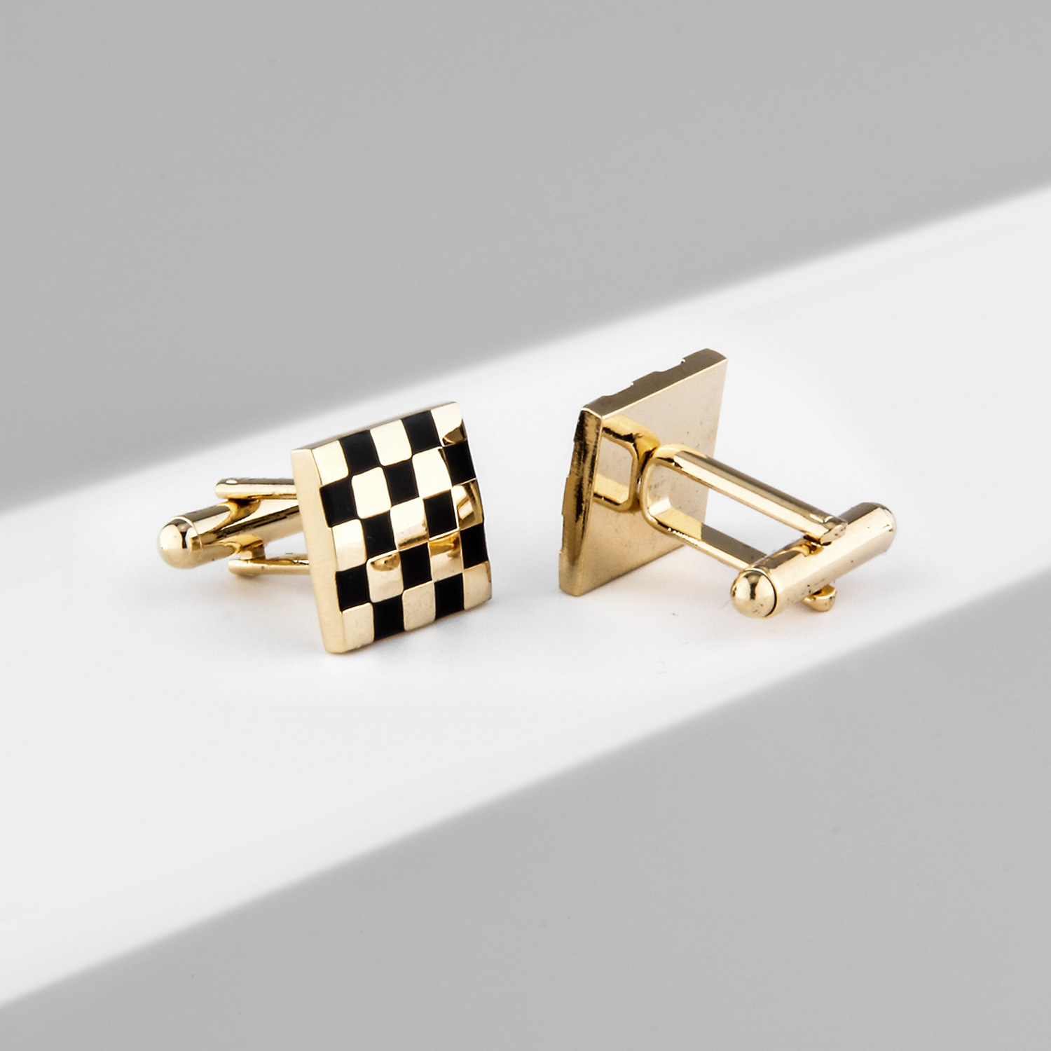 French Fashion Enamel Gold Plated Copper Cufflinks - Picture 13 of 14