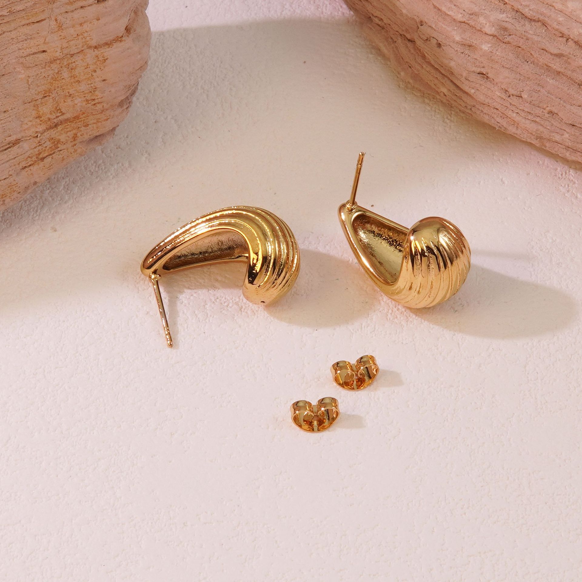 https://cf.cjdropshipping.com/quick/product/44ecaf7d-d9f3-463d-9573-4b84ee30acfb.jpg