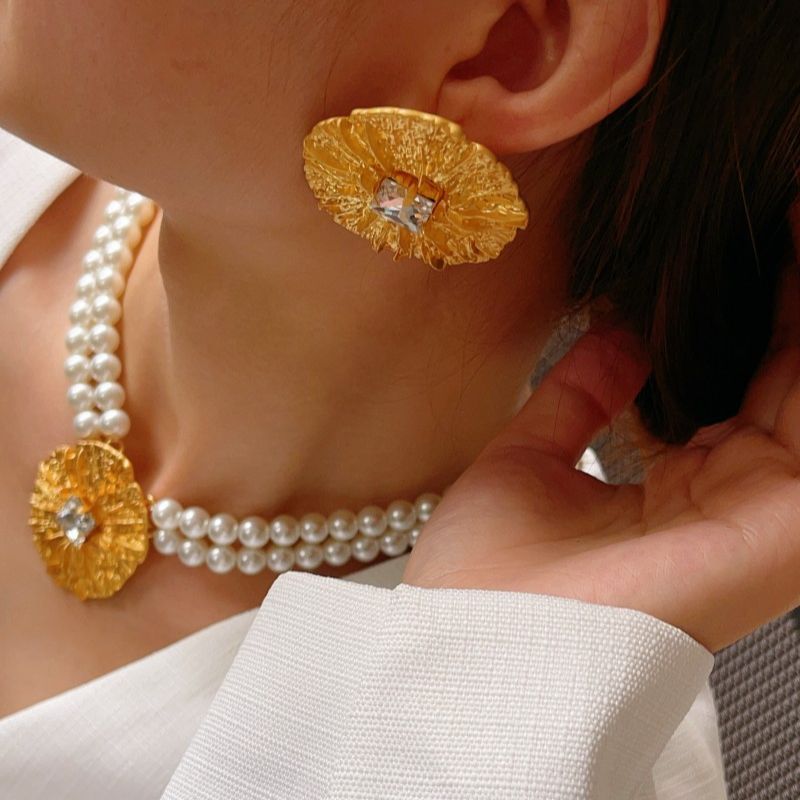 High Profile Retro Hard Chain Set Of Ornaments