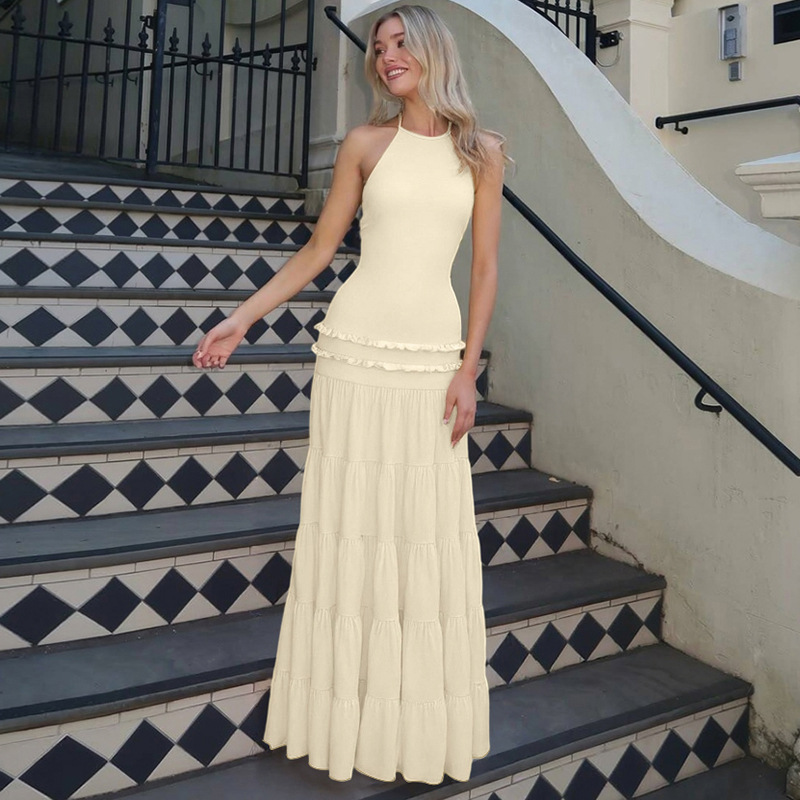 Summer Fashion Backless Halter Pleated Dress