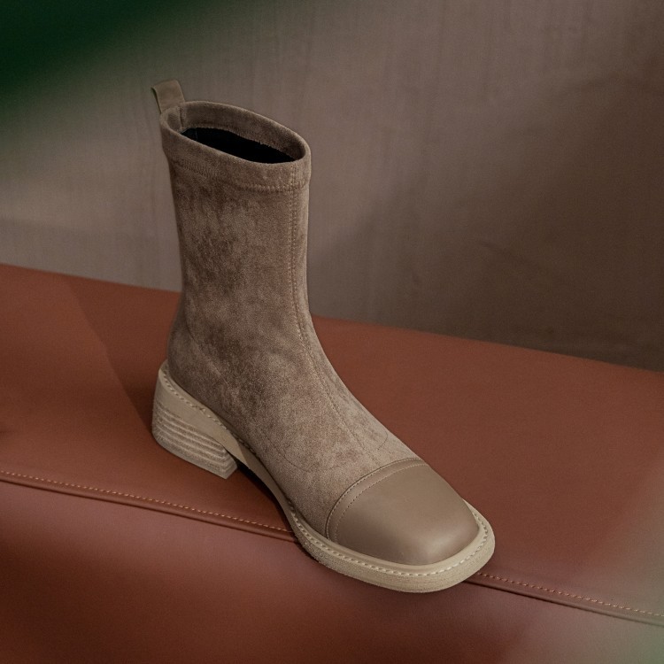 Title 12, Botas fashion de couro nubuck com cano médio, b...