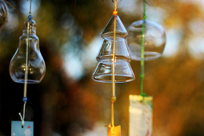 Title 4, Transparent Glass Wind Chimes Outdoor Ornaments...